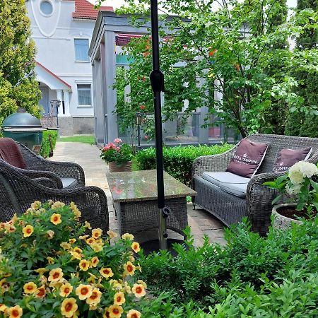 Отель Bortnichi House Киев Экстерьер фото